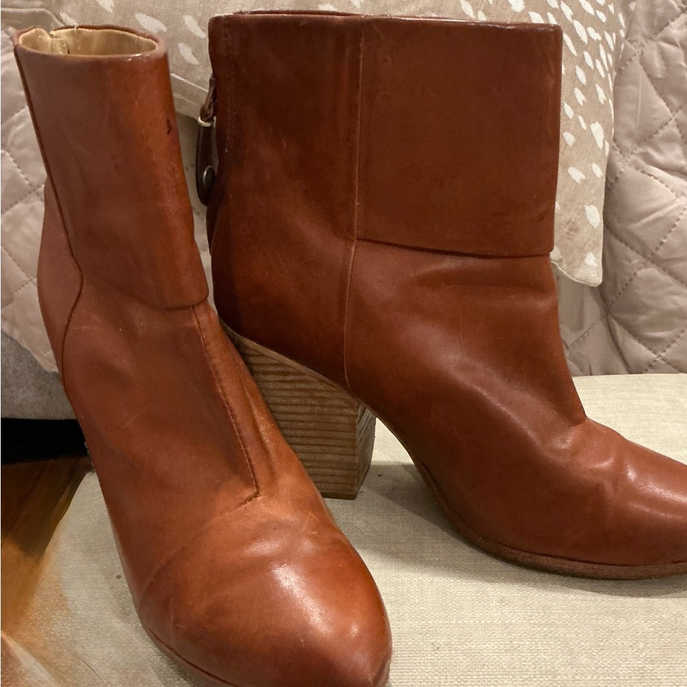 Women’s Rag &Bone booties